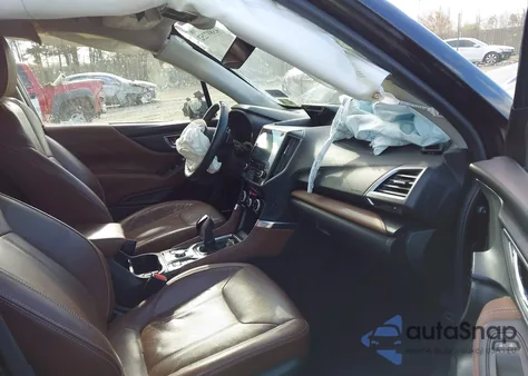 2019 Subaru Forester Touring z USA, uszkodzony, nr VIN JF2SKAWC9KH436765